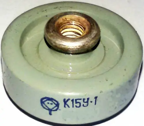 К15У-1А 10кВ 6.8 пф 6квар фото 2 К15У-1А 10кВ 6.8 пф 6квар фото 2